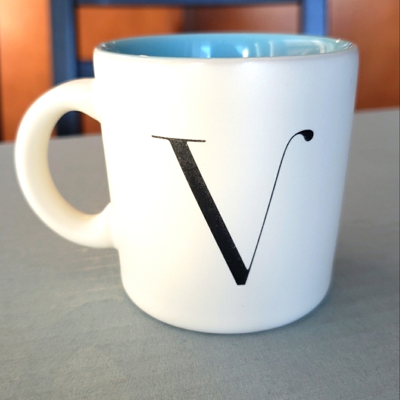 *STOCKING STUFFER* INDIGO "V" Monogram Espresso Mug - Picture 1 of 3